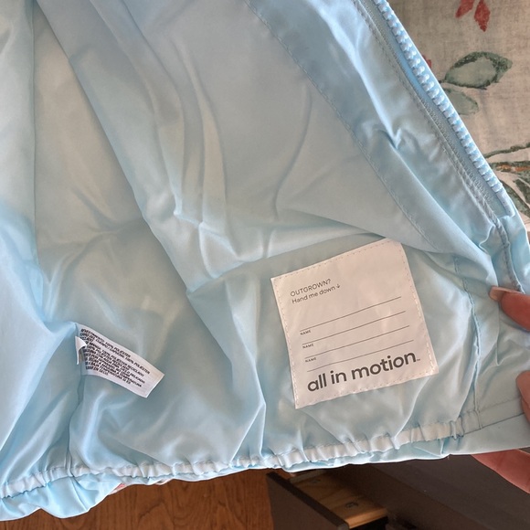 All in motion Blue puffer jacket - Picture 11 of 11